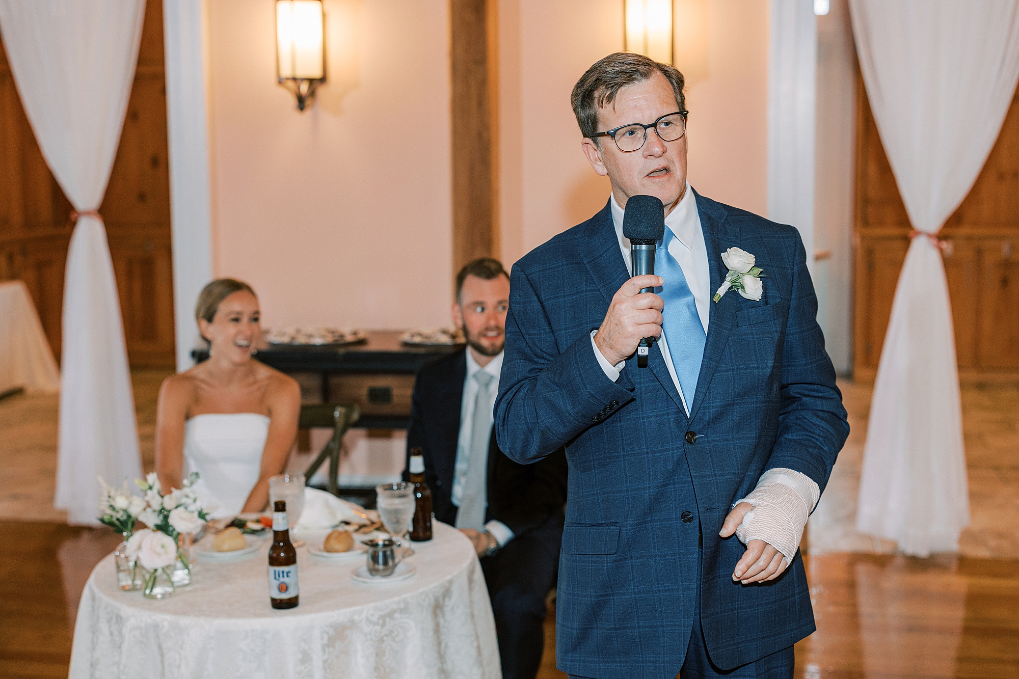 father gives speech during Willow Creek Winery wedding reception