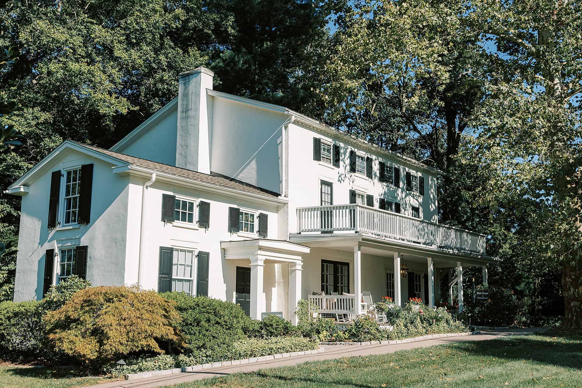 exterior image of the Fairville Inn in Chadds Ford PA